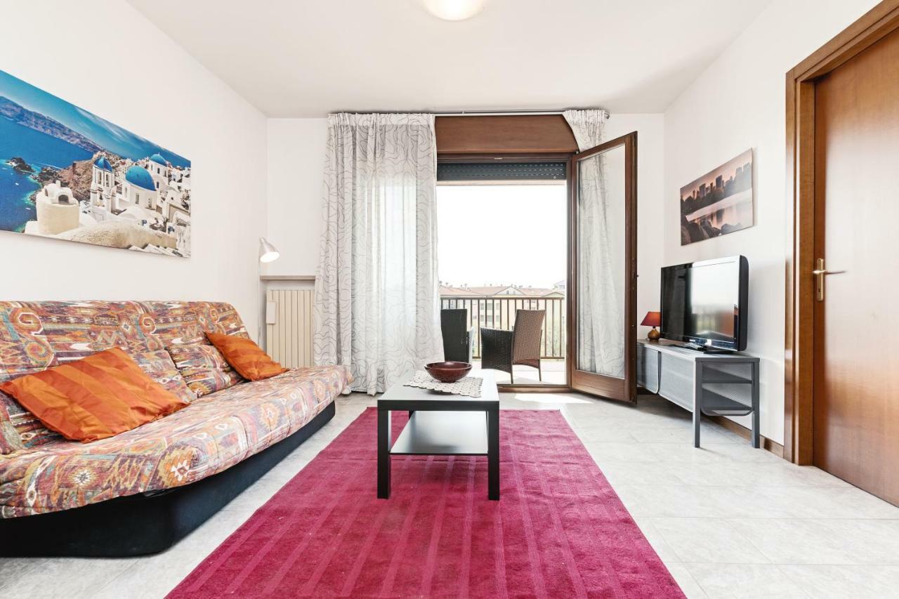 Colourful Flat Borgo Roma Apartment Верона Екстериор снимка